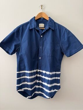 Band Of Outsiders Navy and White Short Sleeve Button-Up Shirt